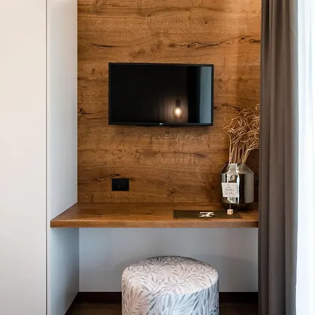 Sibenbras Natural 4* לימונה סול גרדה